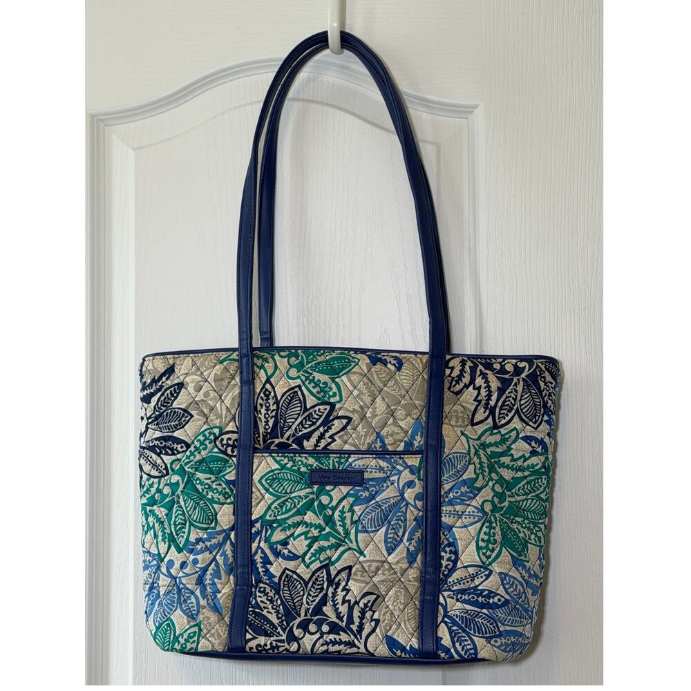 Vera Bradley Trimmed Vera Tote Santiago (Retired Print) Bag Leather Handles
